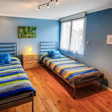 2 Bedroom Pet Friendly In Holiday home Chelun